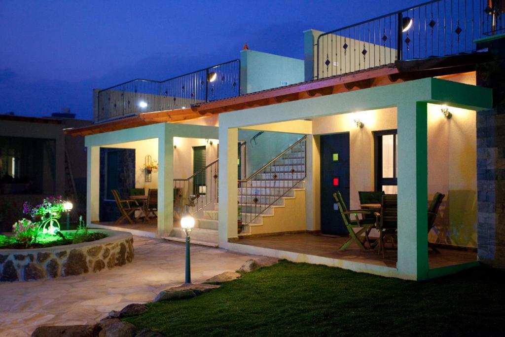 Tenebagolan Suites Zimmers Had Nes Esterno foto