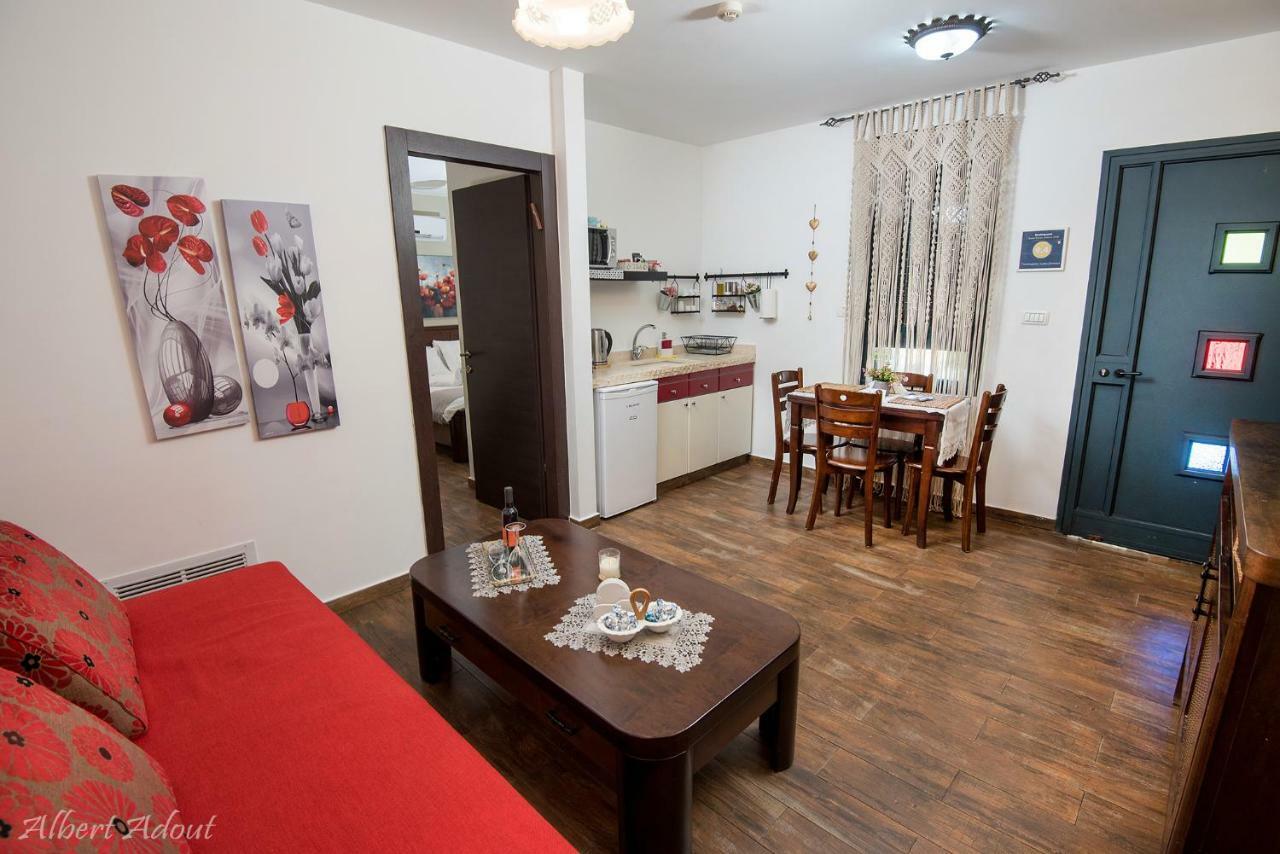 Tenebagolan Suites Zimmers Had Nes Esterno foto